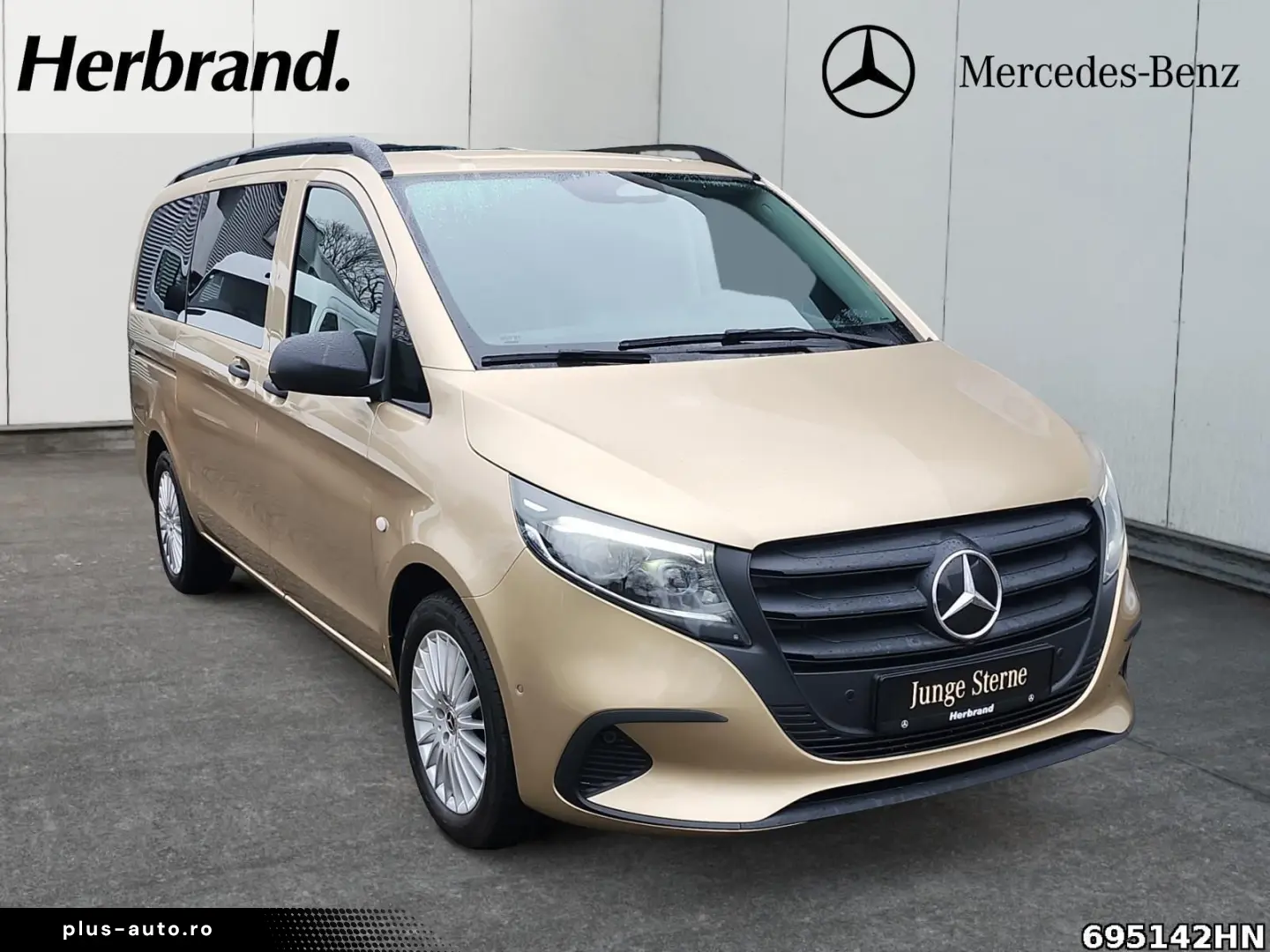 MERCEDES-BENZ Vito 119 CDI Tourer PRO Lang AHK2500kg&hellip;