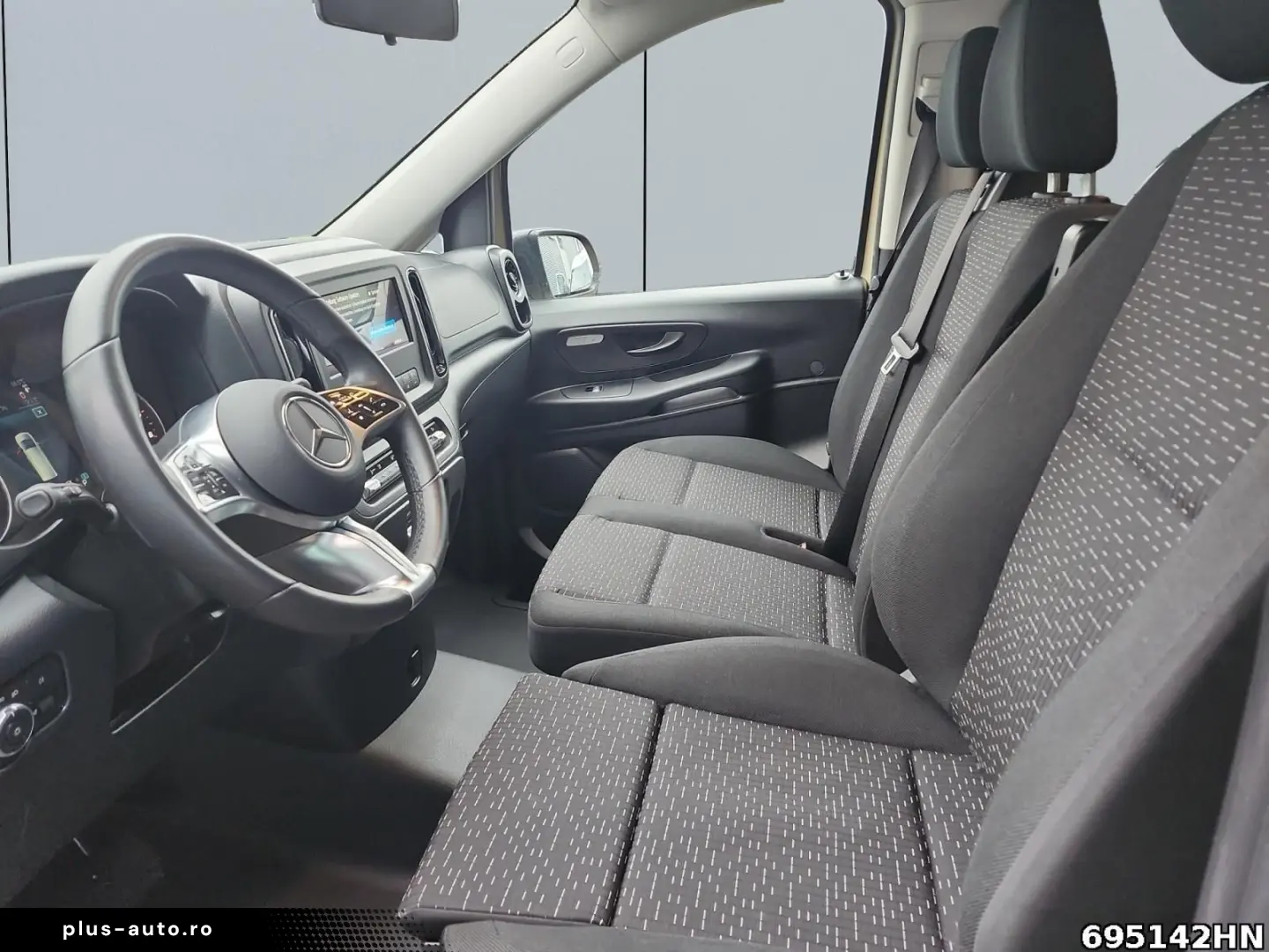 MERCEDES-BENZ Vito 119 CDI Tourer PRO Lang AHK2500kg&hellip;