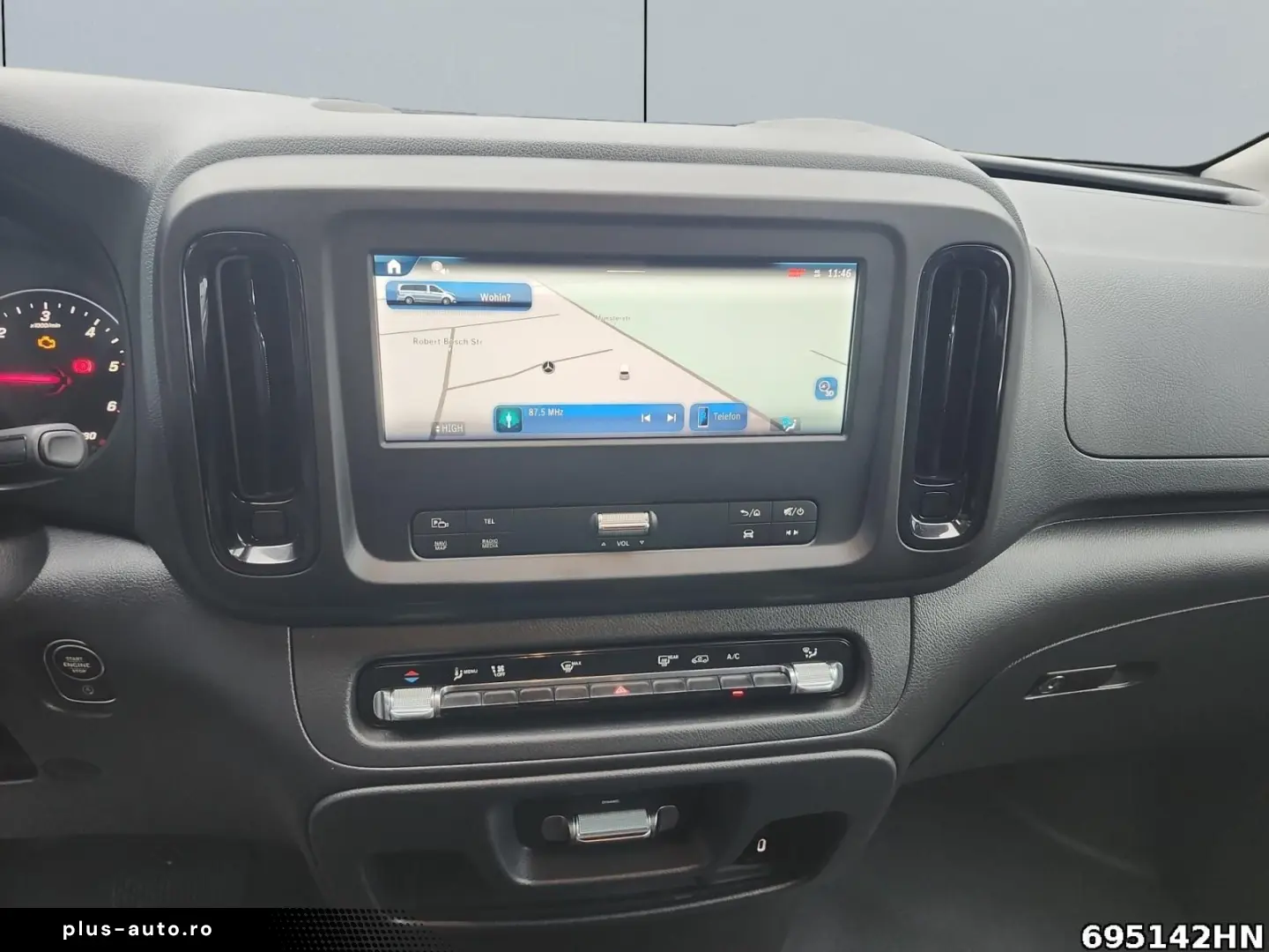 MERCEDES-BENZ Vito 119 CDI Tourer PRO Lang AHK2500kg&hellip;