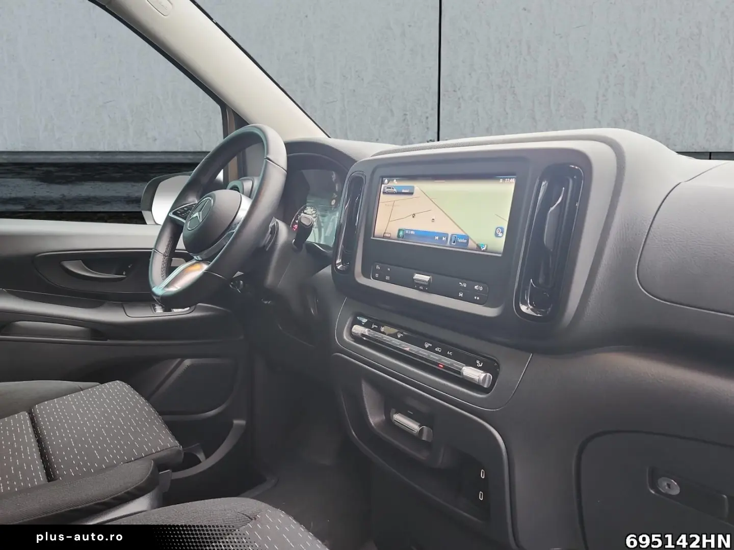 MERCEDES-BENZ Vito 119 CDI Tourer PRO Lang AHK2500kg&hellip;