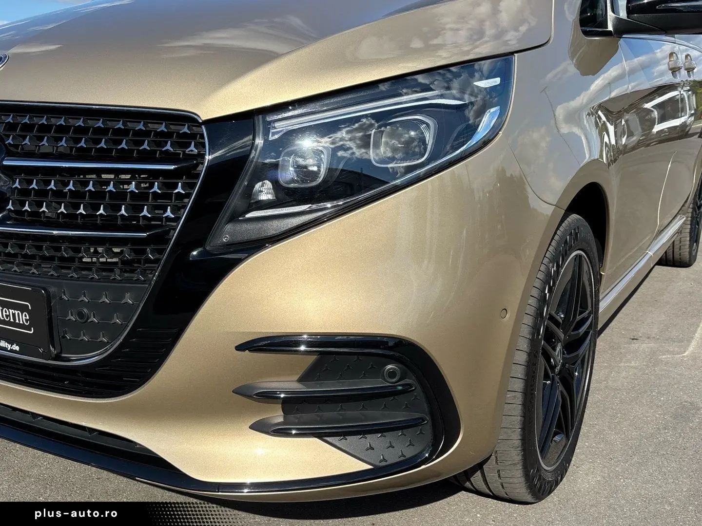 MERCEDES-BENZ V 300d Avantgarde 4x4 lang AMG Pano 36&hellip;