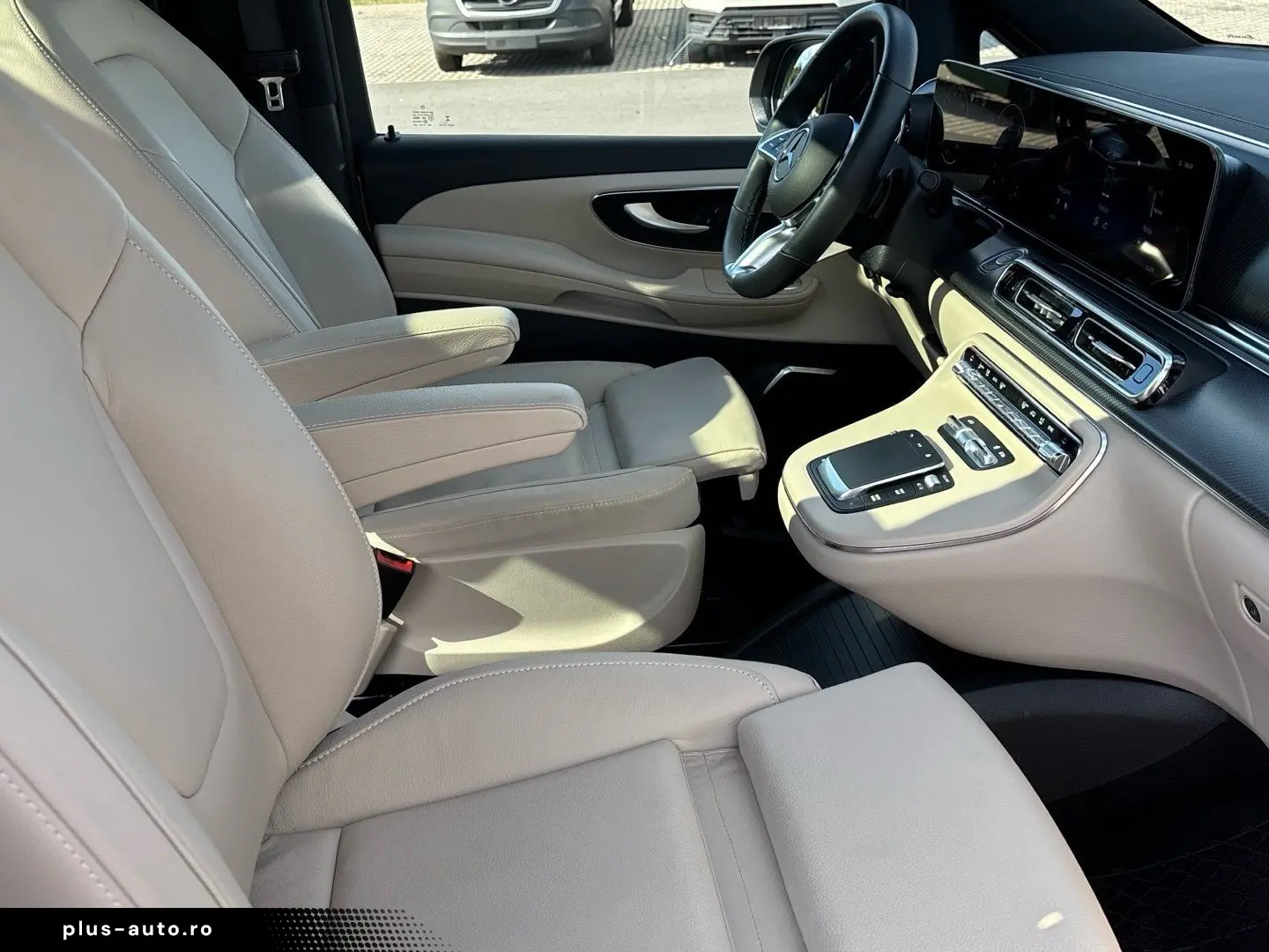 MERCEDES-BENZ V 300d Avantgarde 4x4 lang AMG Pano 36&hellip;