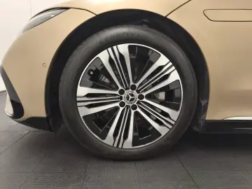 MERCEDES-BENZ EQS 450 4M AMG Magno Massage 360  Hyperscreen