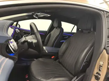 MERCEDES-BENZ EQS 450 4M AMG Magno Massage 360  Hyperscreen
