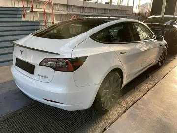 TESLA Model 3 Performance Dual 75 kWh