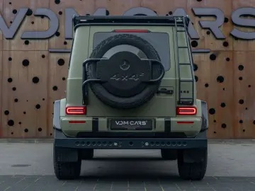 MERCEDES-BENZ G 63 4x4² AMG  FIRST 40 CARBON AKRAPOVIC