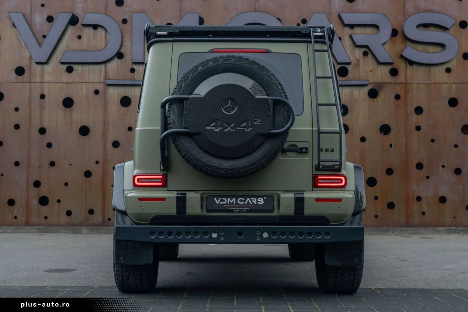 MERCEDES-BENZ G 63 4x4² AMG  FIRST 40 CARBON AKRAPOVIC