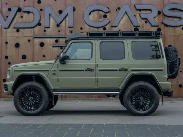 MERCEDES-BENZ G 63 4x4² AMG  FIRST 40 CARBON AKRAPOVIC