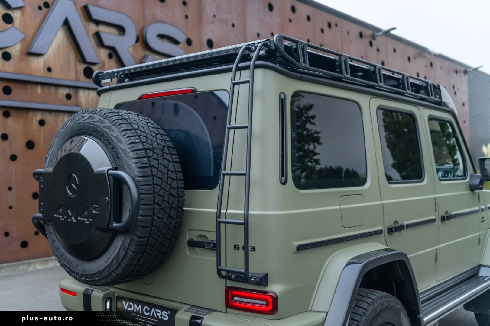 MERCEDES-BENZ G 63 4x4² AMG  FIRST 40 CARBON AKRAPOVIC