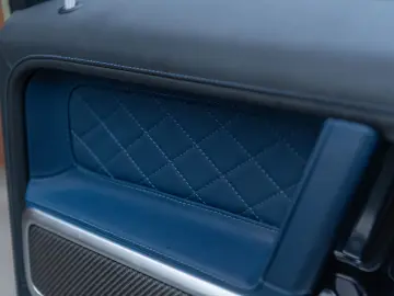 MERCEDES-BENZ G 63 4x4² AMG  FIRST 40 CARBON AKRAPOVIC