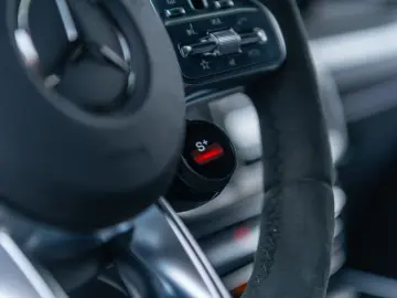 MERCEDES-BENZ G 63 4x4² AMG  FIRST 40 CARBON AKRAPOVIC