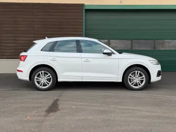 AUDI Q5 50 TFSI e quattro S-Line AHK NAV SZH RFK 2Hd.