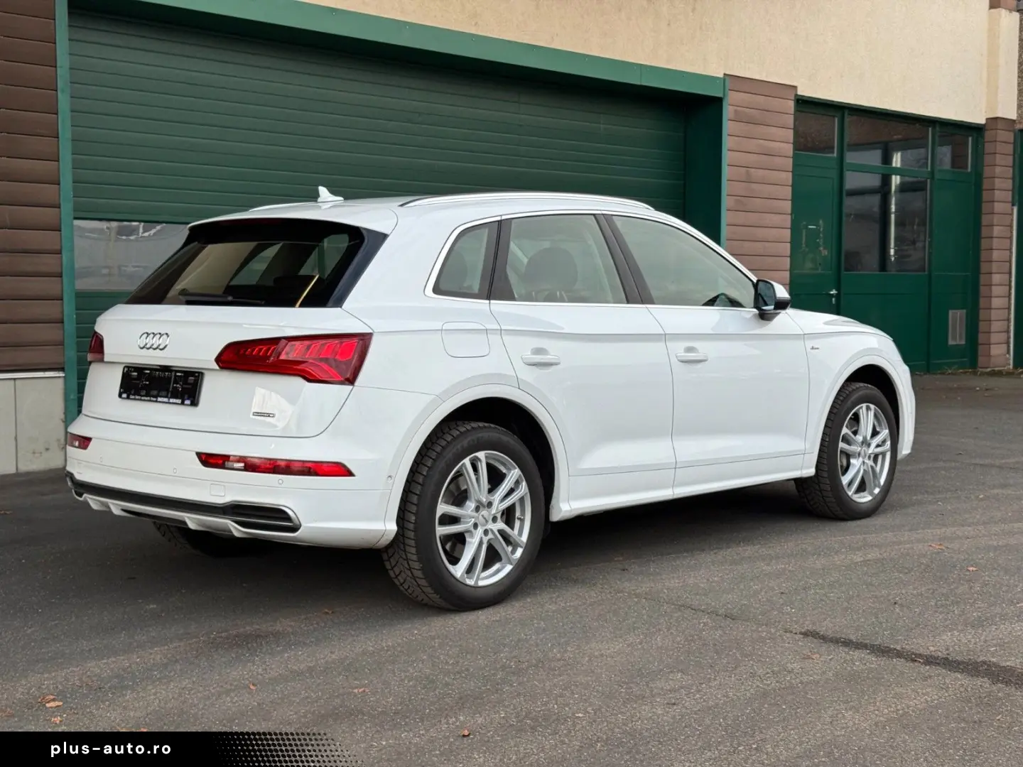 AUDI Q5 50 TFSI e quattro S-Line AHK NAV SZH RFK 2Hd.