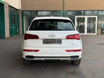AUDI Q5 50 TFSI e quattro S-Line AHK NAV SZH RFK 2Hd.