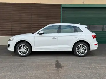 AUDI Q5 50 TFSI e quattro S-Line AHK NAV SZH RFK 2Hd.
