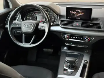 AUDI Q5 50 TFSI e quattro S-Line AHK NAV SZH RFK 2Hd.