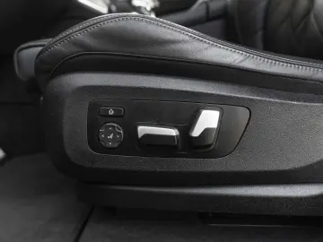 BMW X6 xDrive 30 d M Sport LED KAM CARPLAY H&K HUD