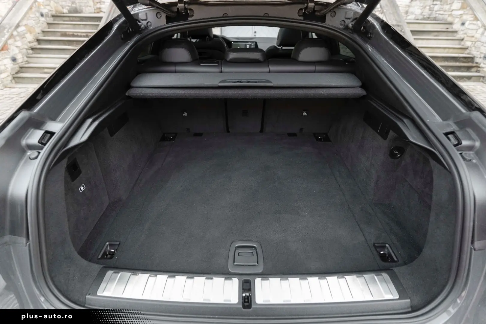 BMW X6 xDrive 30 d M Sport LED KAM CARPLAY H&K HUD