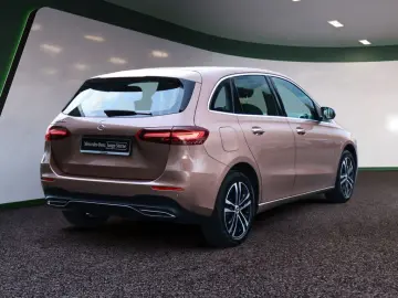 MERCEDES-BENZ B 250 e Progressive Advanced  LED Pano&hellip;