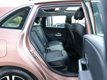 MERCEDES-BENZ B 250 e Progressive Advanced  LED Pano&hellip;