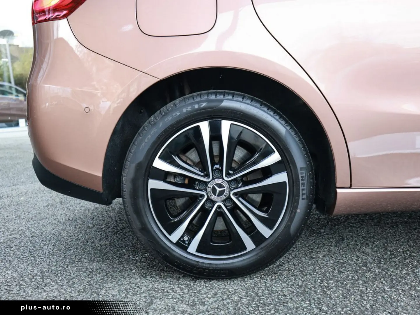 MERCEDES-BENZ B 250 e Progressive Advanced  LED Pano&hellip;