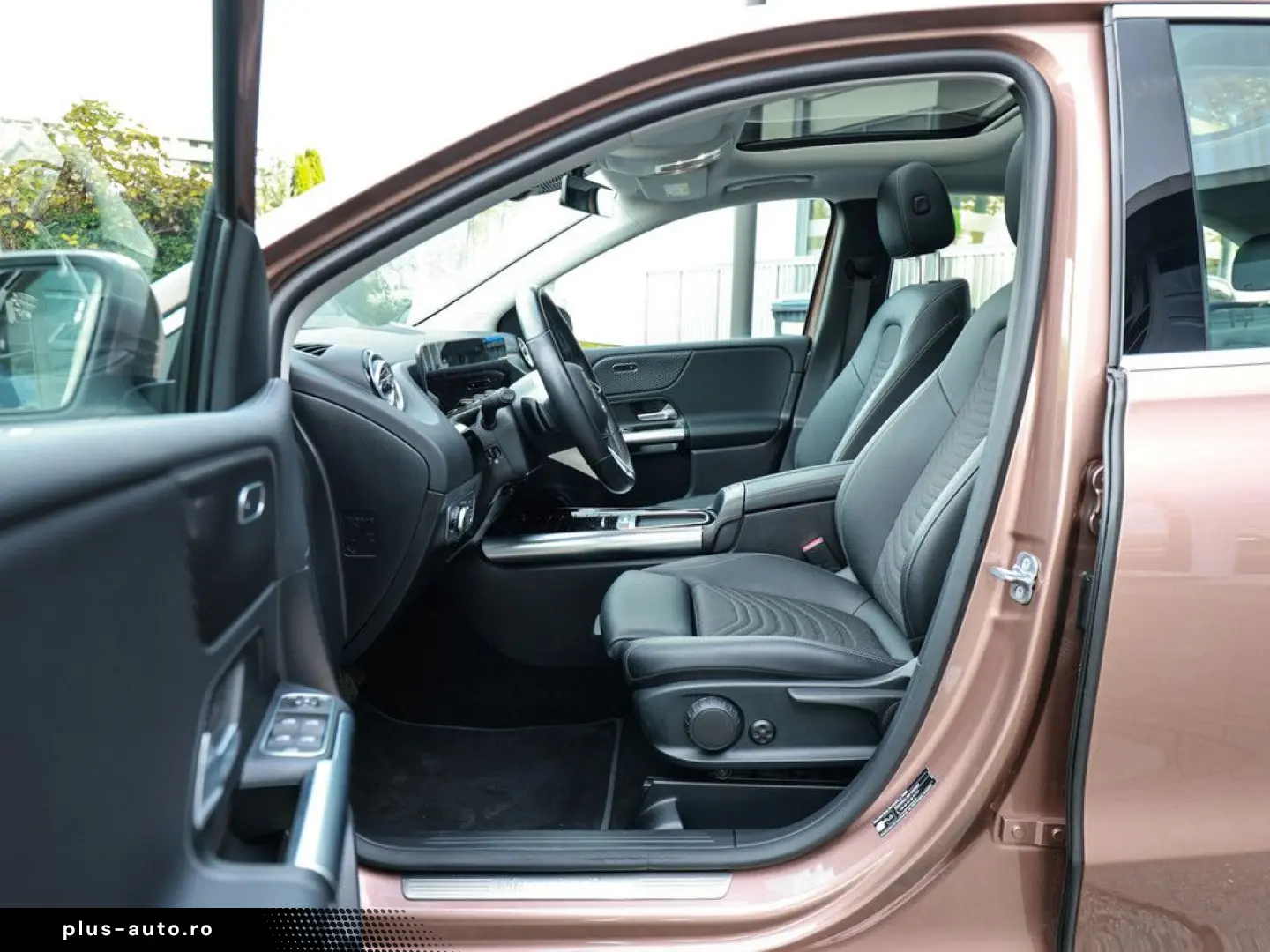 MERCEDES-BENZ B 250 e Progressive Advanced  LED Pano&hellip;