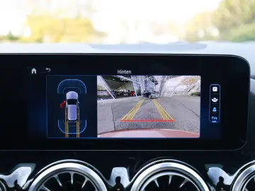 MERCEDES-BENZ B 250 e Progressive Advanced  LED Pano&hellip;