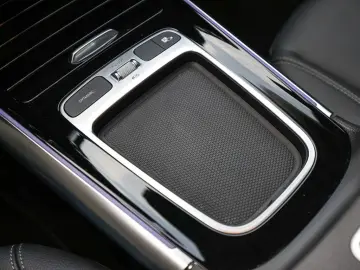 MERCEDES-BENZ B 250 e Progressive Advanced  LED Pano&hellip;