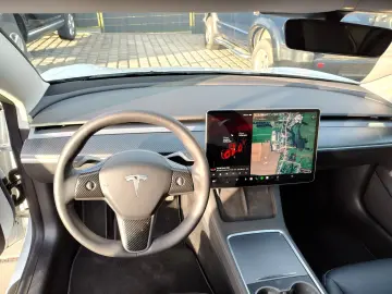 TESLA Model 3 RWD Modell 2023