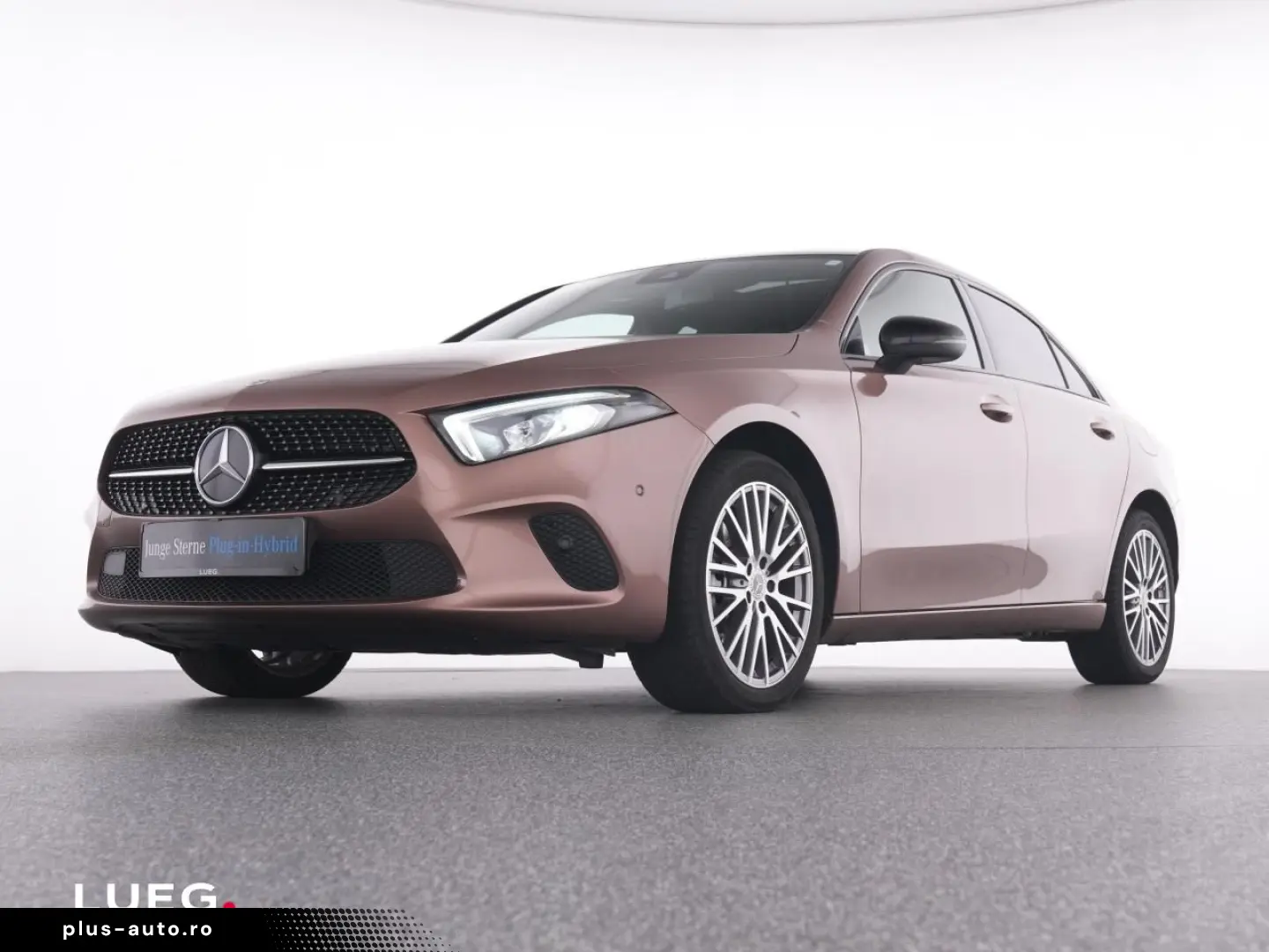 MERCEDES-BENZ A 250 e Lim Progressive MBUX LED Pano &hellip;