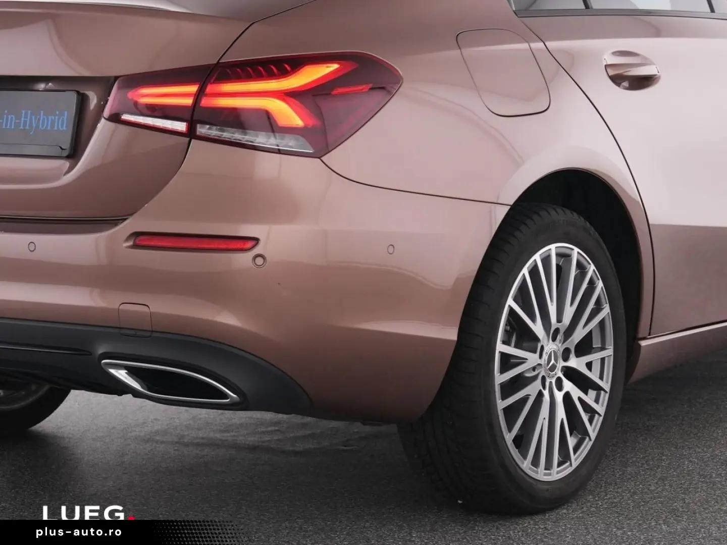 MERCEDES-BENZ A 250 e Lim Progressive MBUX LED Pano &hellip;