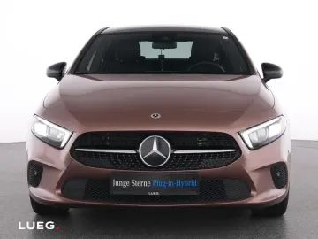 MERCEDES-BENZ A 250 e Lim Progressive MBUX LED Pano &hellip;