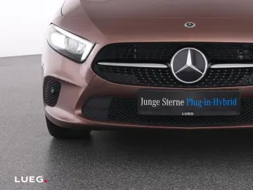 MERCEDES-BENZ A 250 e Lim Progressive MBUX LED Pano &hellip;