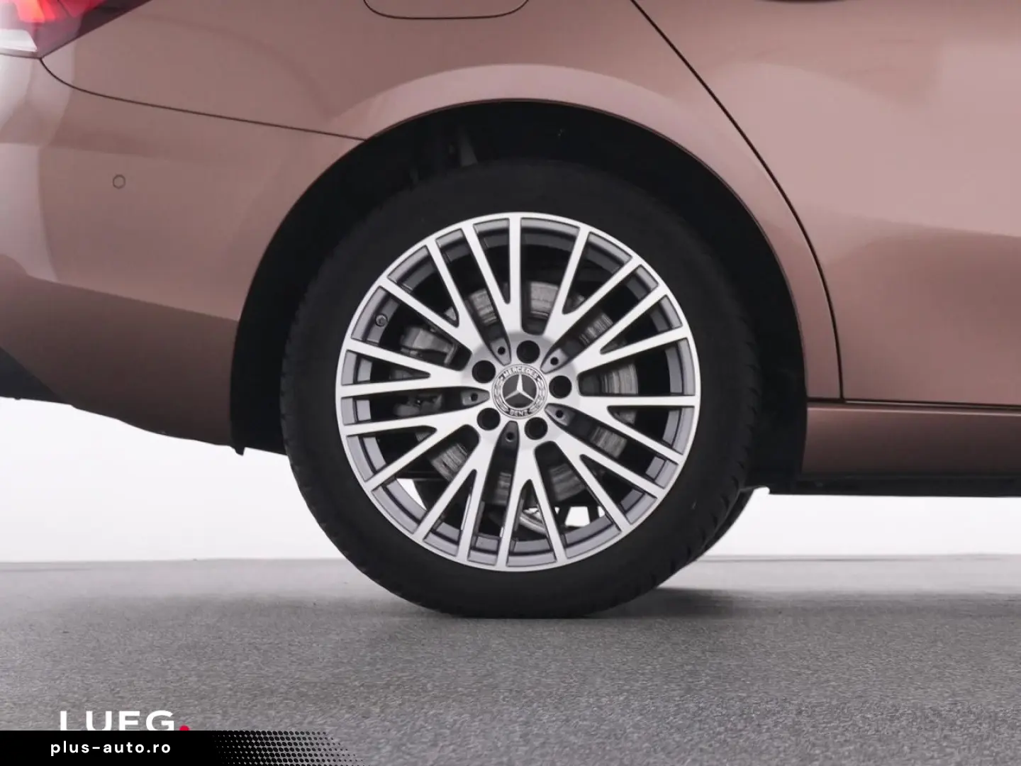 MERCEDES-BENZ A 250 e Lim Progressive MBUX LED Pano &hellip;