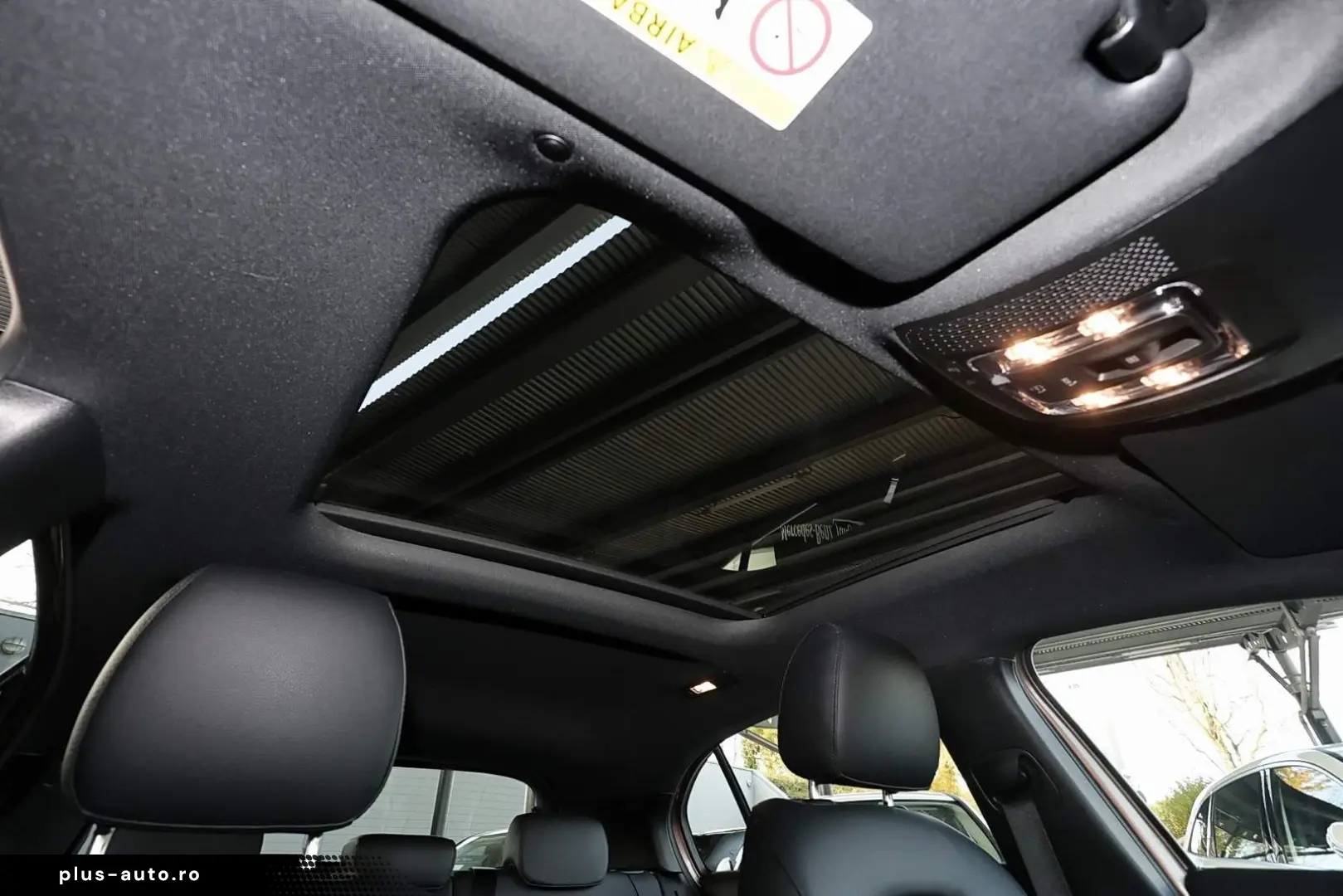 MERCEDES-BENZ A 250 e PANO DISTRONIC MEMORY CARPLAY MBUX 17