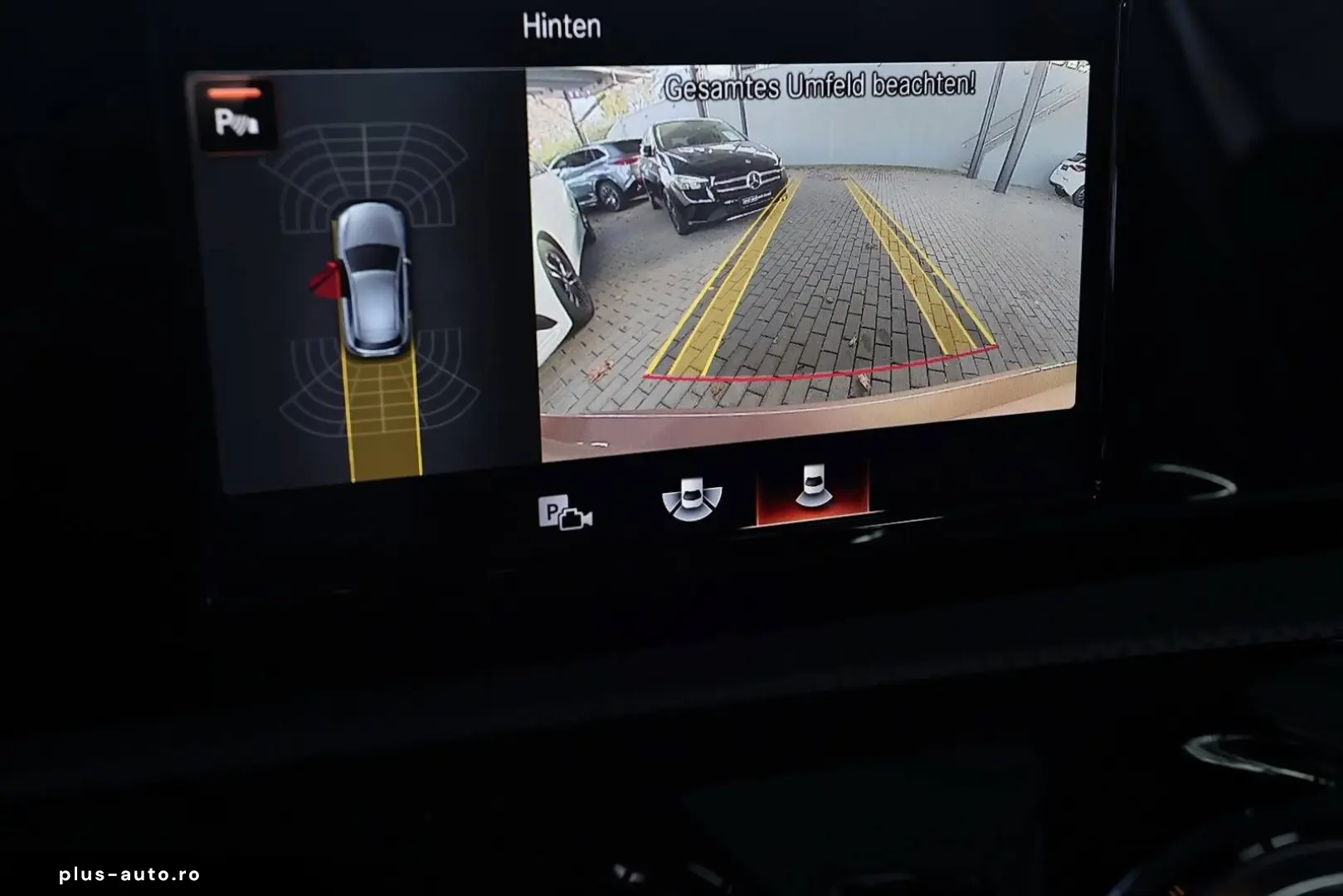 MERCEDES-BENZ A 250 e PANO DISTRONIC MEMORY CARPLAY MBUX 17