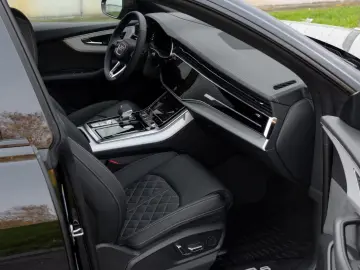 Audi Q8 50 TDI SLINE. MATRIX. LUFT. PANO