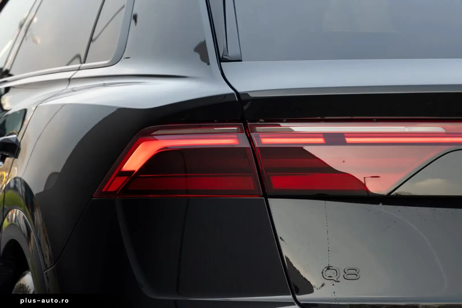 Audi Q8 50 TDI SLINE. MATRIX. LUFT. PANO