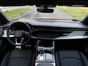 Audi Q8 50 TDI SLINE. MATRIX. LUFT. PANO