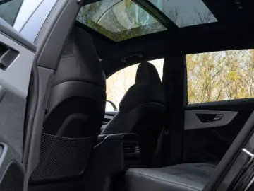 Audi Q8 50 TDI SLINE. MATRIX. LUFT. PANO