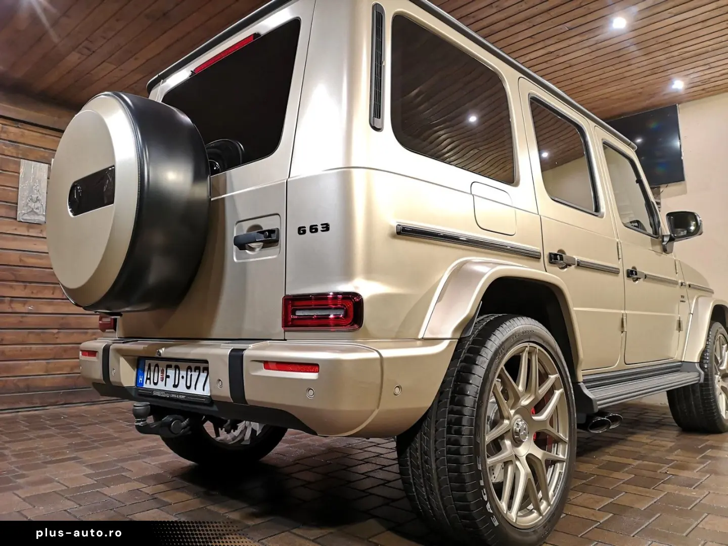 MERCEDES-BENZ G 63 AMG