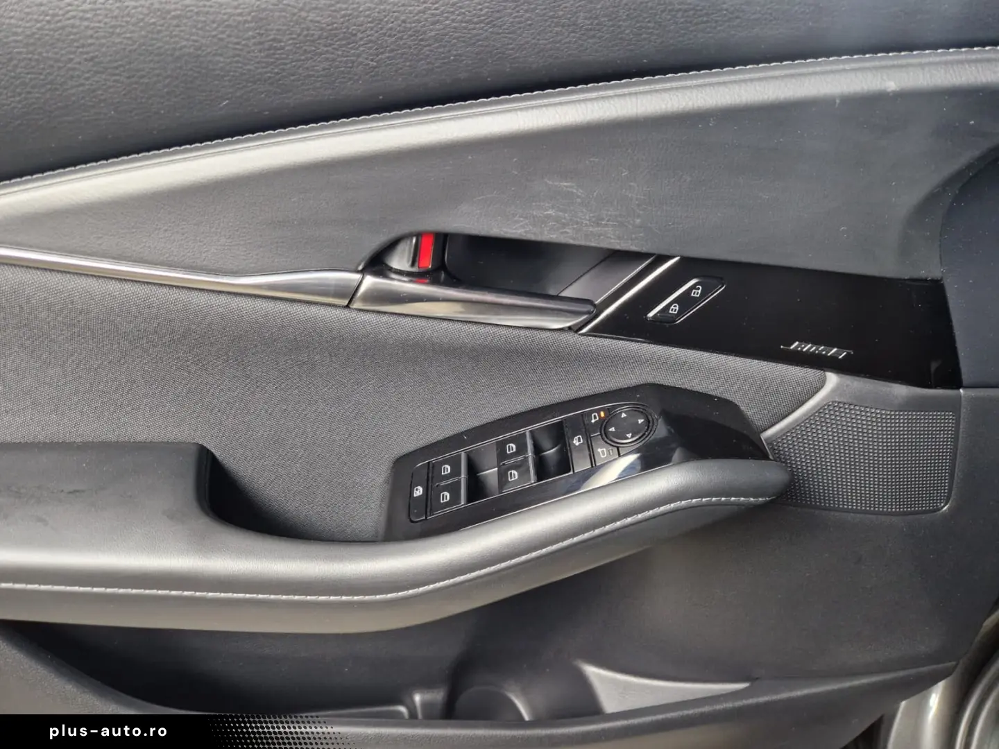 MAZDA CX-30 PLUS E-SKYACTIVE HYBRID150CP AT6 2021