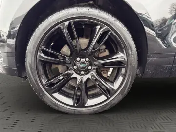 LAND ROVER Range Rover Velar 3.0 d R-Dynamic SE