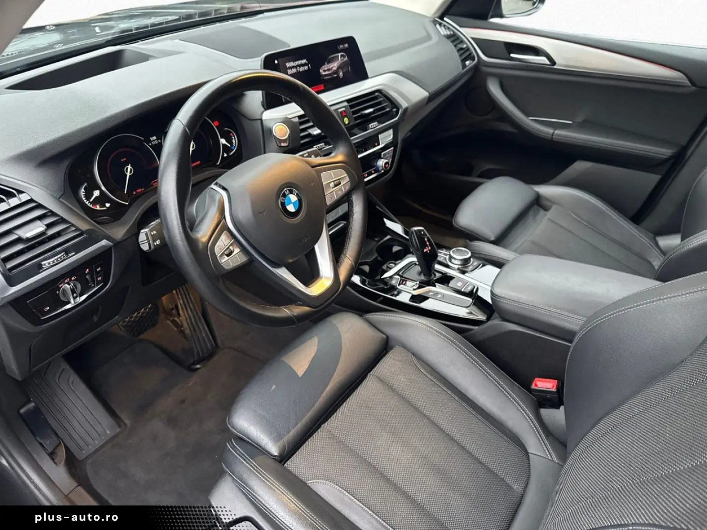 BMW X3 xDrive30i Innov HuD Pano HiFi KomfortZ. HDC