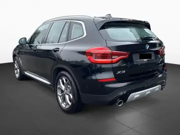 BMW X3 xDrive30i Innov HuD Pano HiFi KomfortZ. HDC