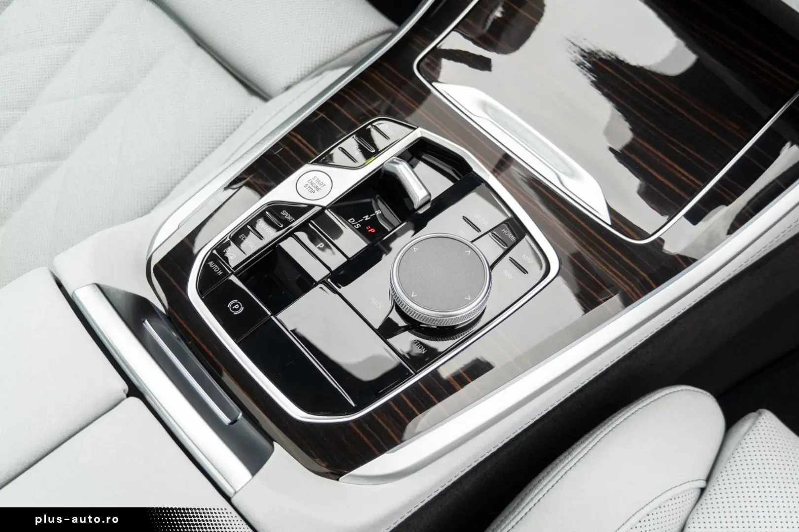 BMW X5 30d M SPORT.PANO.DR.ASS.360 .LED.HUD.AHK.22