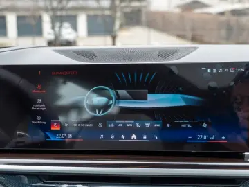 BMW X5 30d M SPORT.PANO.DR.ASS.360 .LED.HUD.AHK.22