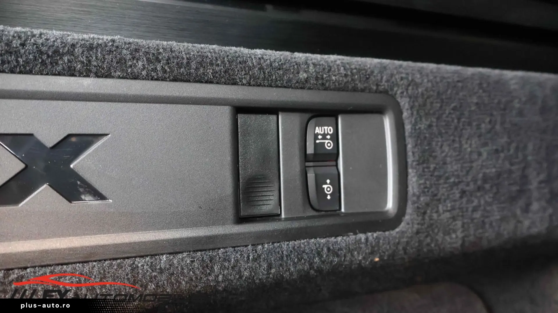 BMW X5 30 d xDrive M Sportpaket  AHK LED  Sky Panor