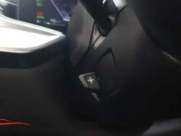 BMW X5 30 d xDrive M Sportpaket  AHK LED  Sky Panor