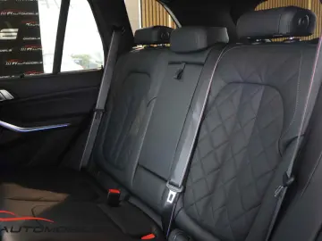 BMW X5 30 d xDrive M Sportpaket  AHK LED  Sky Panor